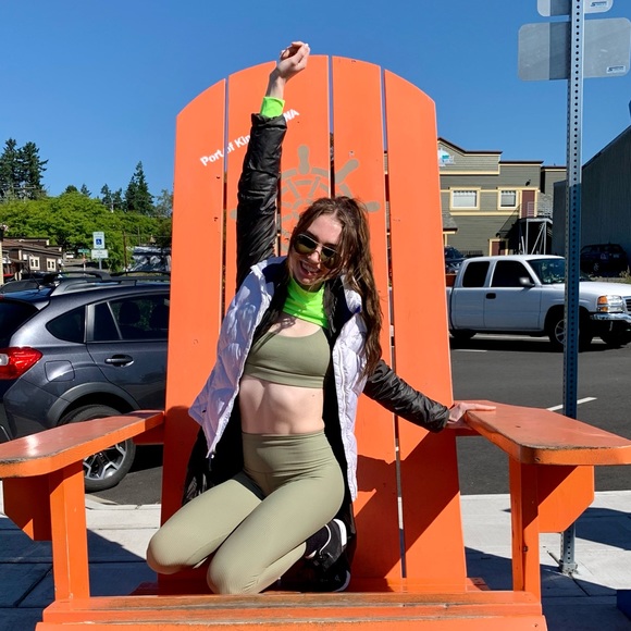 Athleta Dark Green Shimmer Packable Adjustable insulated Parka 💚✈️⛰️🚵‍♀️ - Picture 4 of 13